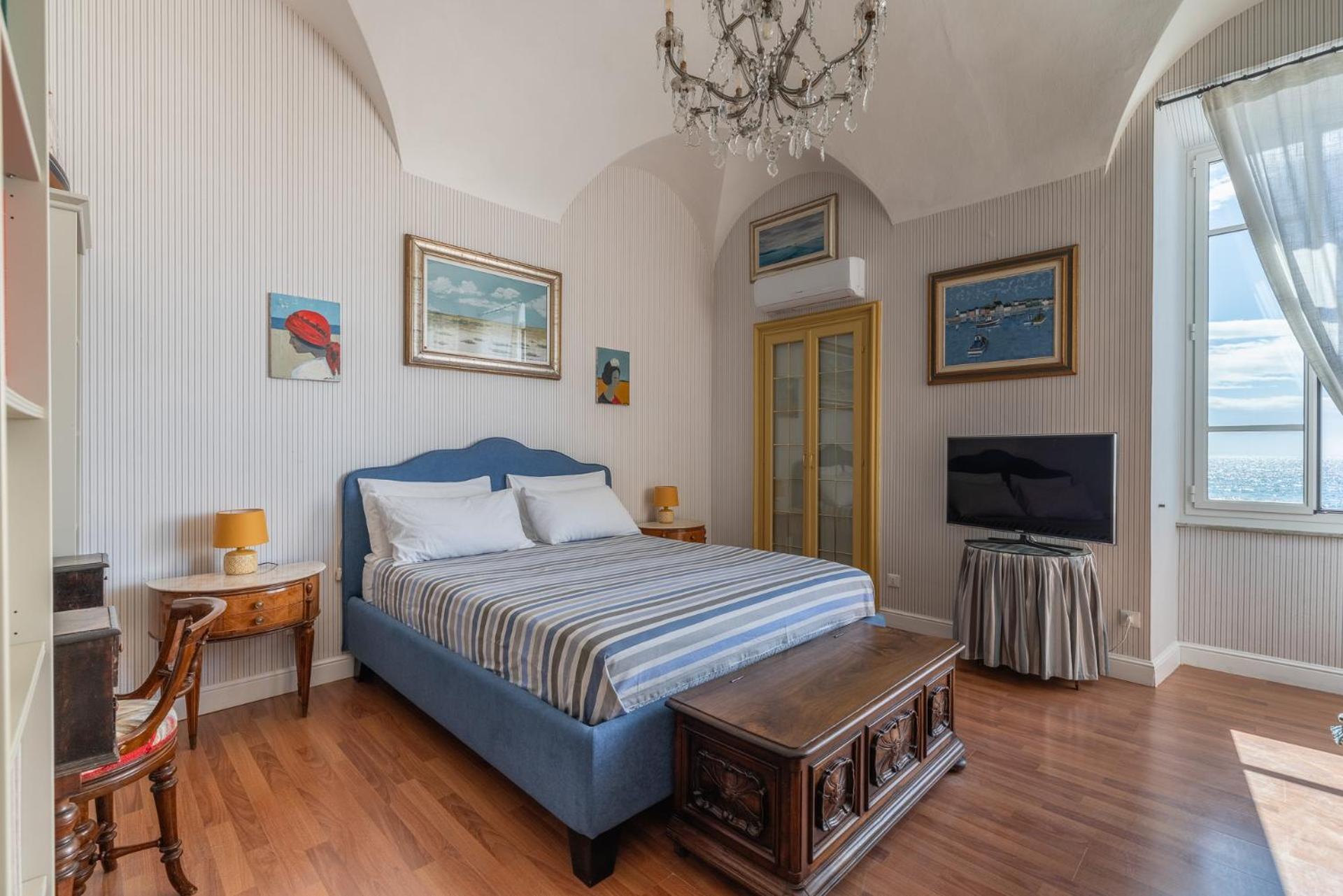 Casa D'artista Di Charme Frühstückspension Alassio